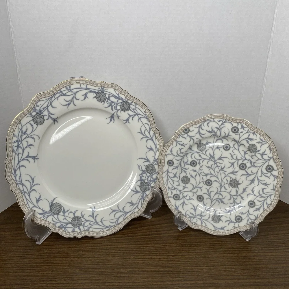 Morris & Co. SWEET BRIAR Premium Porcelain Gold Rim Dinner And Salad Plate Combo